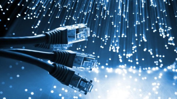 Computer-cables-internet-optical-fiber